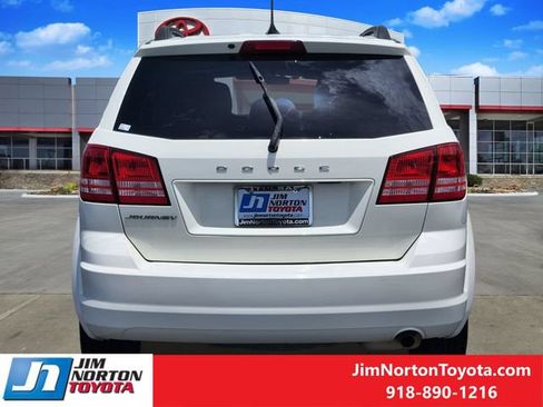 Used 2018 Dodge Journey SE w/ Popular Equipment Group FWD image 7