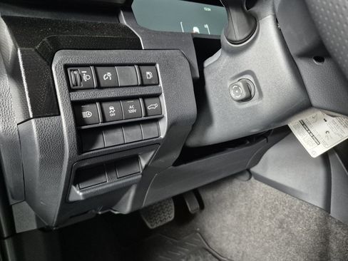 New 2025 Toyota 4Runner 4WD image 24