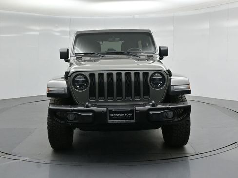 Used 2019 Jeep Wrangler Unlimited Sahara w/ Quick Order Package 24M Moab AWD/4WD image 19