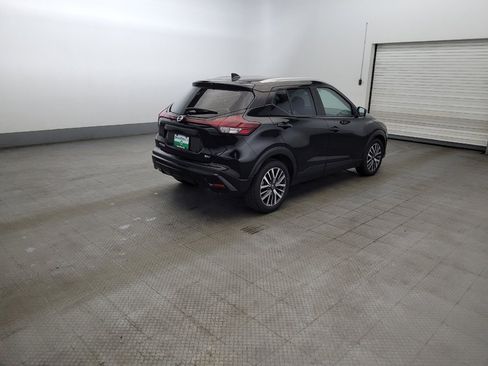 Used 2021 Nissan Kicks SV FWD image 9