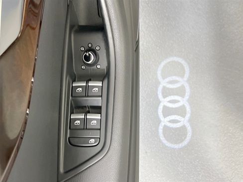 Used 2018 Audi A4 2.0T Premium Plus w/ Premium Plus Package image 18