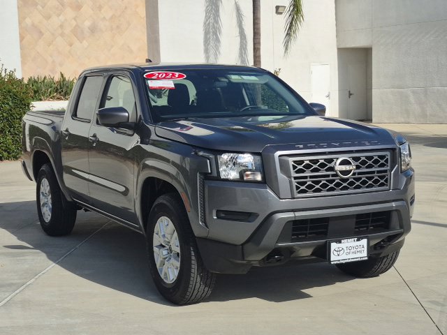 Used 2023 Nissan Frontier 4x4 Crew Cab image 3