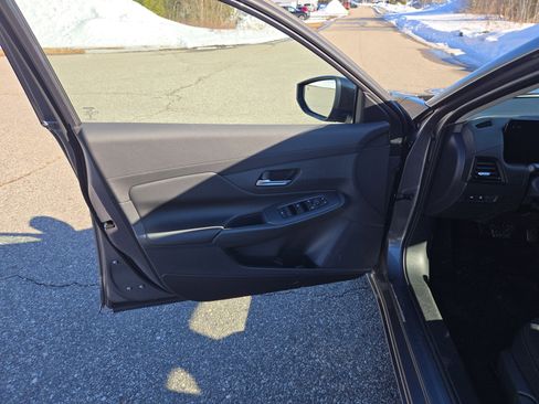 New 2026 Nissan Sentra SV w/ SV Convenience Package image 17