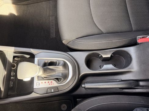 Certified 2021 Kia Forte LXS image 27