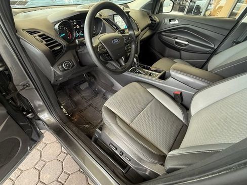 Used 2019 Ford Escape SE AWD/4WD image 16