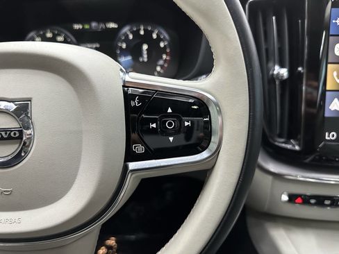Used 2019 Volvo XC60 T5 Inscription w/ Protection Package Premier image 22