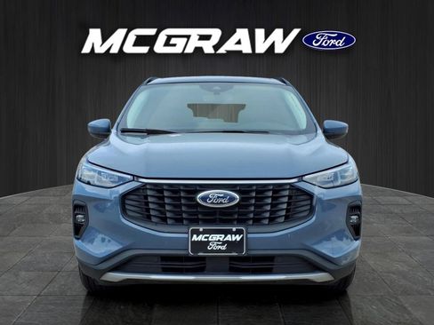 Used 2025 Ford Escape Platinum FWD image 3