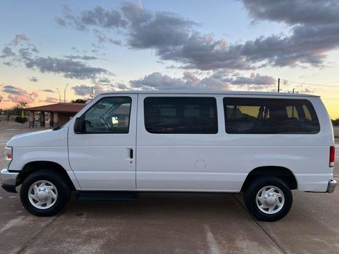 Used 2014 Ford E-350 and Econoline 350 XL w/ Power Windows & Locks Group RWD image 5
