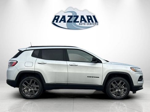 New 2026 Jeep Compass Latitude image 2