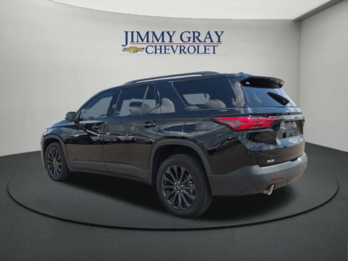 Used 2023 Chevrolet Traverse RS AWD/4WD image 3