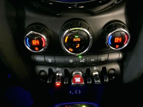 Used 2015 MINI Cooper S image 34