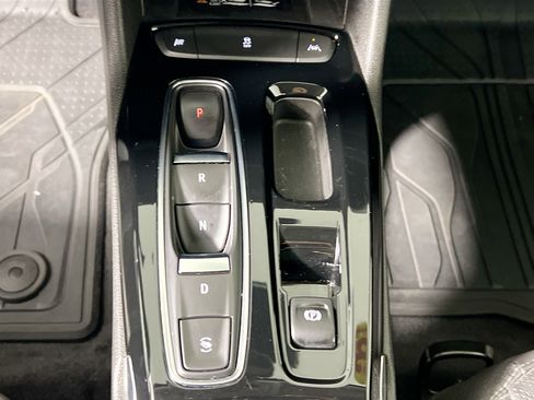 Used 2023 Chevrolet Bolt EUV LT w/ Convenience Package image 25