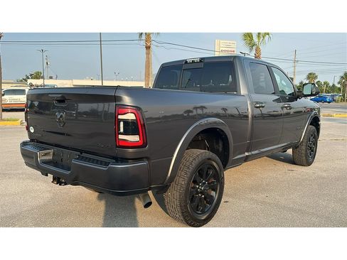 Used 2021 RAM 2500 Laramie w/ Night Edition AWD/4WD image 6