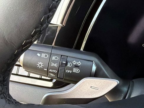 Used 2025 Lexus RX 350 AWD w/ Convenience Package image 31