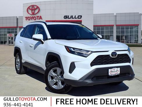 Certified 2025 Toyota RAV4 XLE image 1