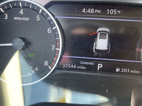 Used 2025 Nissan Pathfinder SV image 12