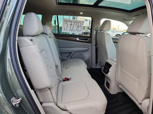 New 2026 Volkswagen Atlas SE image 14