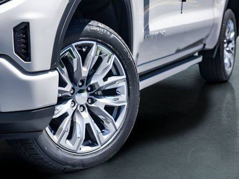 New 2026 GMC Sierra 1500 Denali w/ Denali Reserve Package AWD/4WD image 2