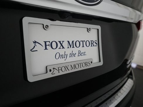 Certified 2024 Subaru Ascent Limited w/ Technology Package image 39