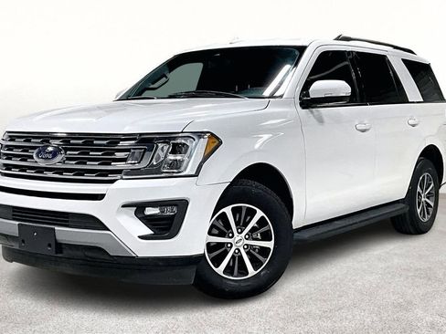 Used 2020 Ford Expedition XLT w/ Equipment Group 201A image 14