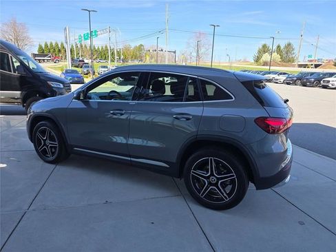 New 2026 Mercedes-Benz GLA 250 4MATIC image 6