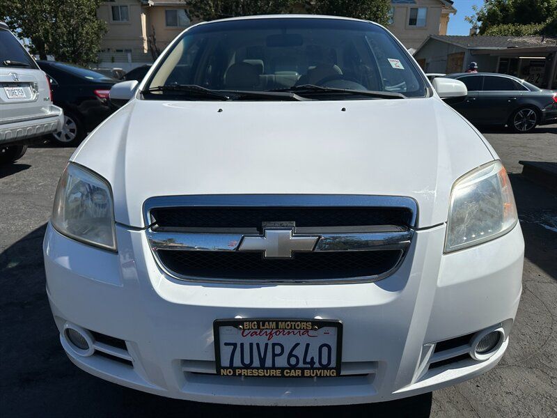 Used 2008 Chevrolet Aveo LT FWD image 2