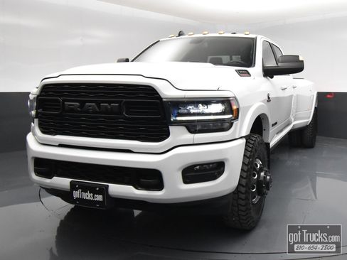 Used 2022 RAM 3500 Limited w/ Night Edition image 48