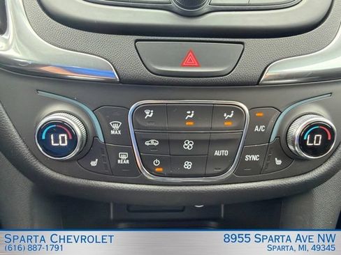 Used 2020 Chevrolet Equinox LT w/ Driver Convenience Package FWD image 22