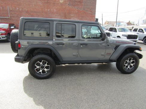 Used 2019 Jeep Wrangler Unlimited Rubicon AWD/4WD image 2