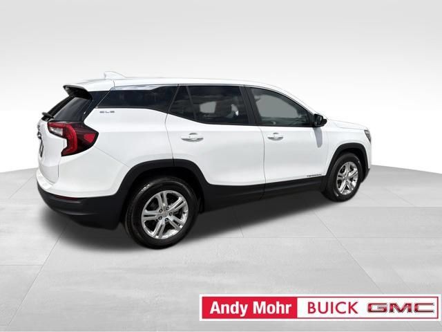 Used 2024 GMC Terrain SLE FWD image 12