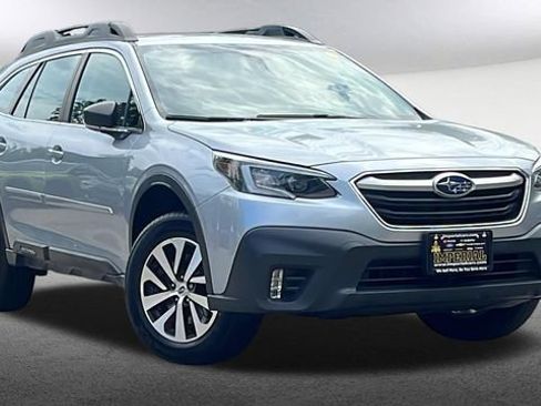 Used 2022 Subaru Outback AWD/4WD image 2
