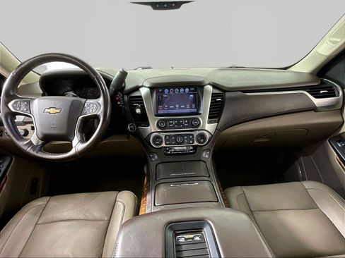 Used 2019 Chevrolet Tahoe Premier AWD/4WD image 7