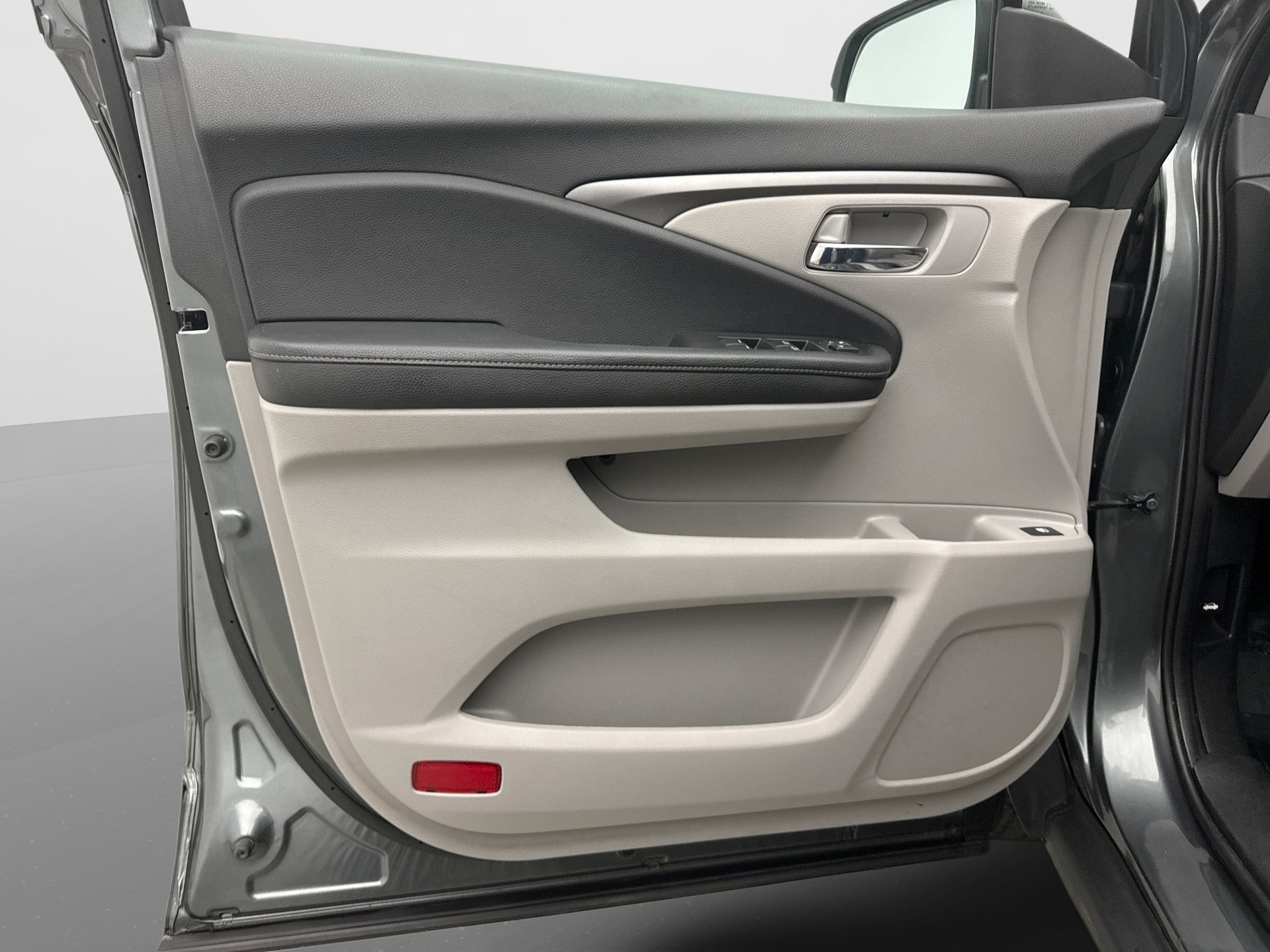 Used 2019 Honda Ridgeline RTL image 9