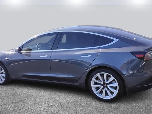 Used 2018 Tesla Model 3 Long Range image 6