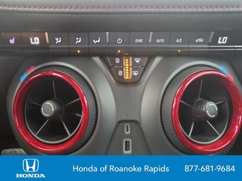 Used 2020 Chevrolet Blazer RS AWD/4WD image 30