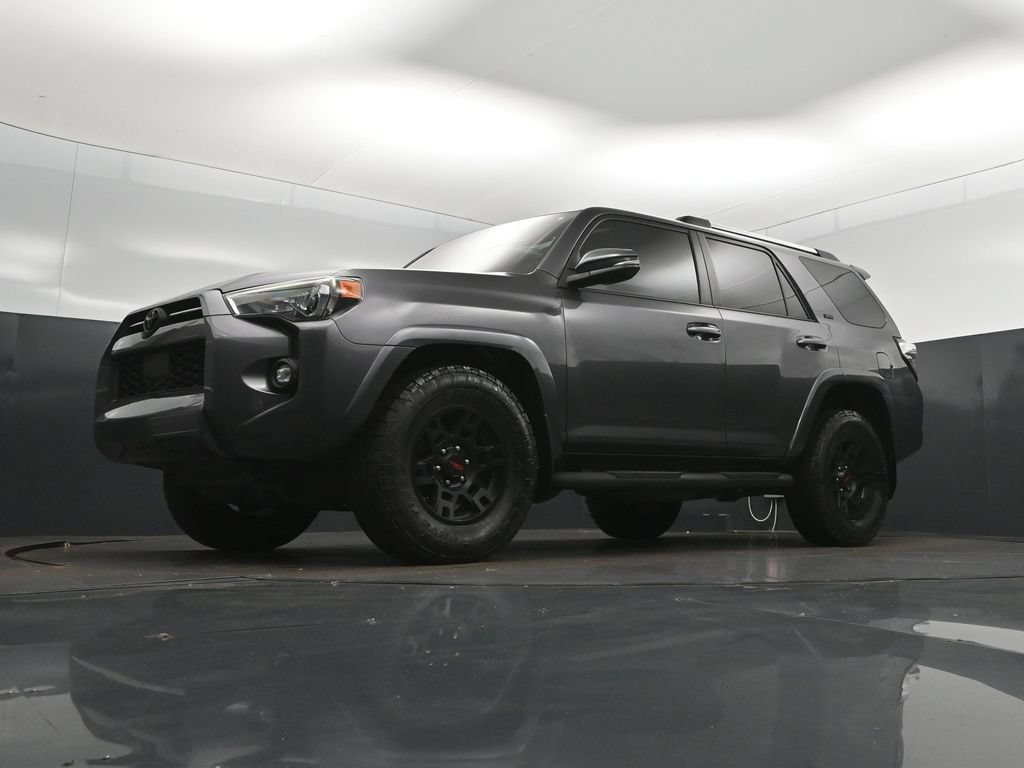 Used 2021 Toyota 4Runner SR5 Premium w/ Moonroof Package RWD image 38