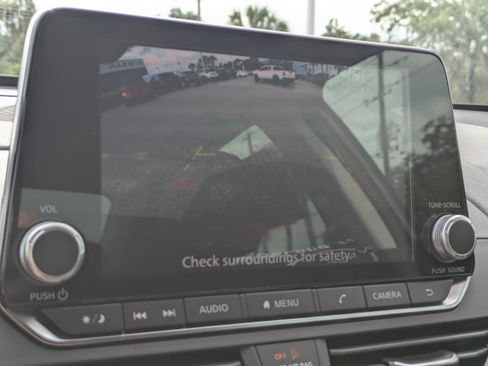 Certified 2024 Nissan Altima 2.5 SV FWD image 21