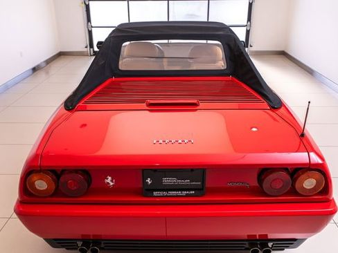 Used 1992 Ferrari Mondial T Cabriolet image 27