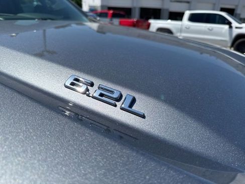 Used 2022 Chevrolet Silverado 1500 LTZ AWD/4WD image 7