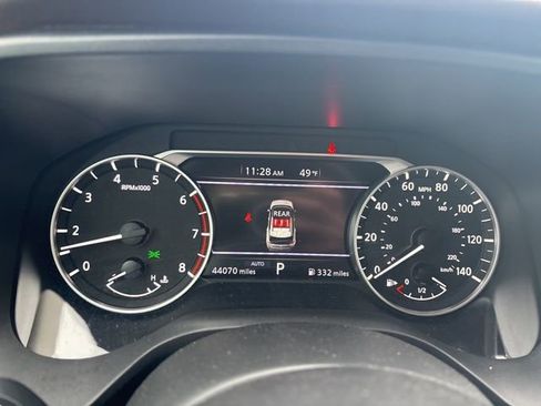 Used 2023 Nissan Rogue S image 23