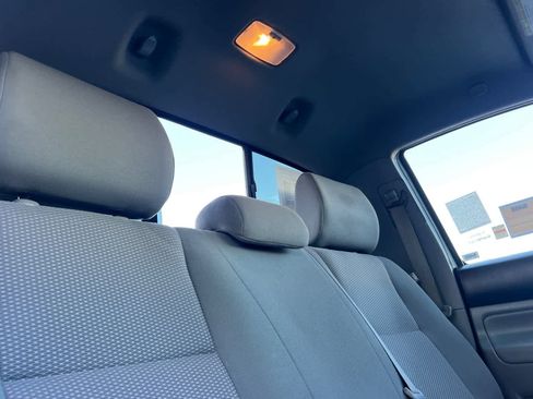 Used 2014 Toyota Tacoma 2WD Regular Cab image 17