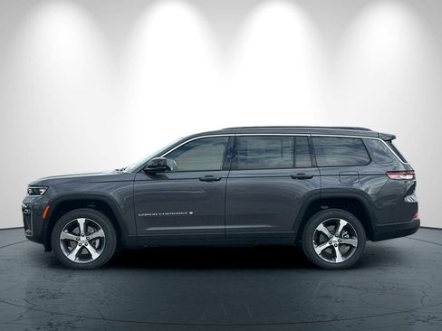 New 2026 Jeep Grand Cherokee L Limited AWD/4WD image 7
