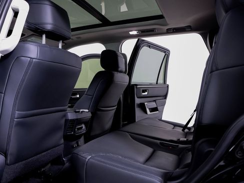 Used 2024 Toyota Sequoia Limited w/ Tow Technology Package image 7