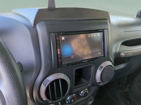 Used 2012 Jeep Wrangler Sport AWD/4WD image 24