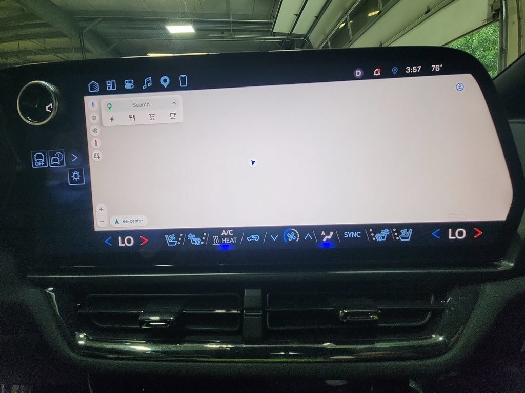Certified 2026 Chevrolet Equinox EV RS w/ Convenience Package II AWD/4WD image 21