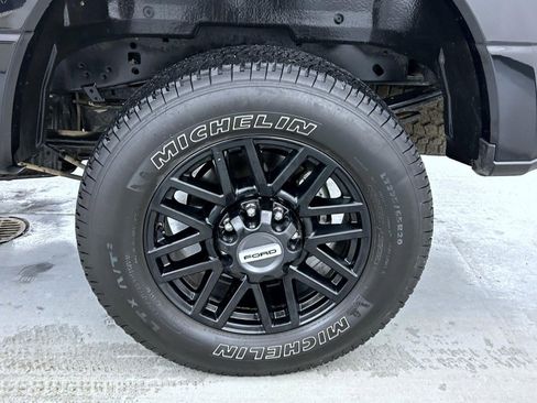 Used 2022 Ford F250 XLT w/ Black Appearance Package image 22