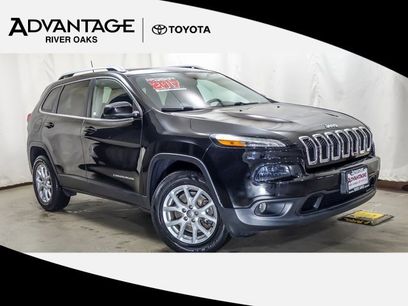 Used 2017 Jeep Cherokee Latitude w/ Safety/Convenience Group
