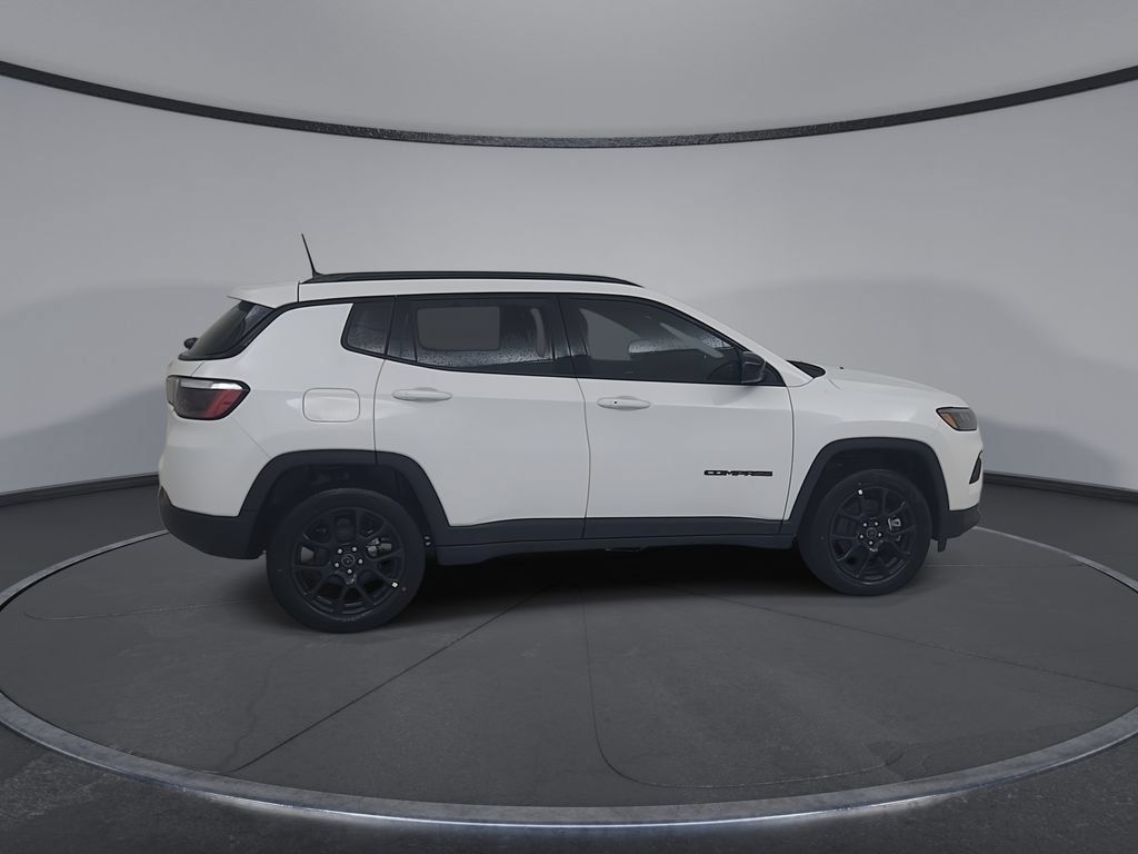 New 2026 Jeep Compass Latitude AWD/4WD image 15