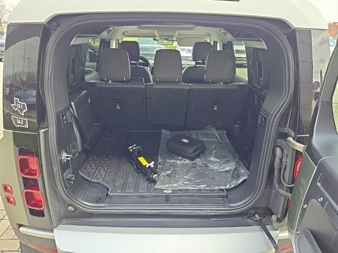 Certified 2024 Land Rover Defender 110 S image 18