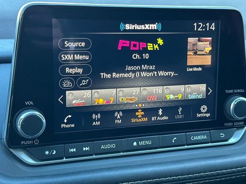 Used 2023 Nissan Rogue SV image 18